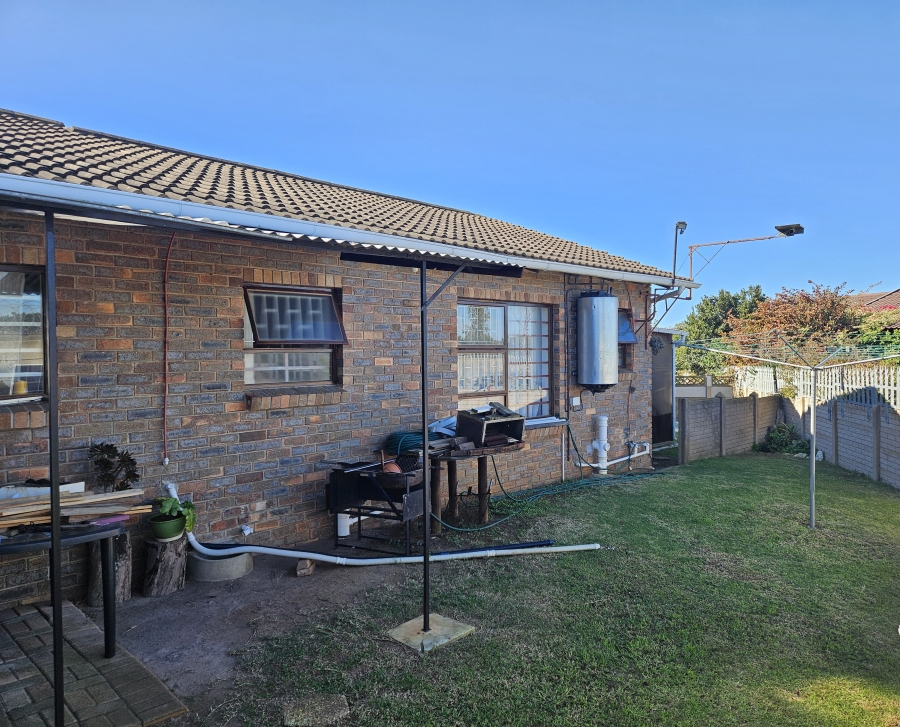 3 Bedroom Property for Sale in Noorsekloof Eastern Cape